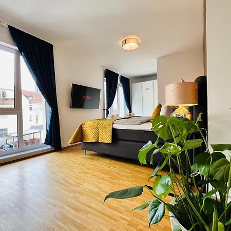 Moderne Naehe Hbf-lift-tiefgarage-contactless Check-in Apartment Hannover