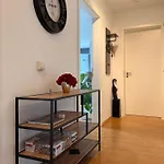 Moderne Naehe Hbf-lift-tiefgarage-contactless Check-in Apartmán Hannover