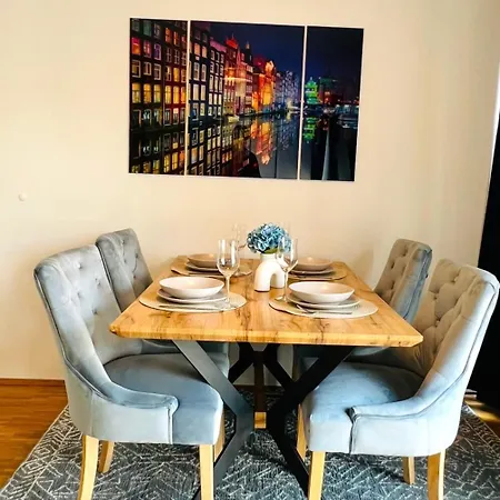 Apartment Moderne Naehe Hbf-lift-tiefgarage-contactless Check-in *